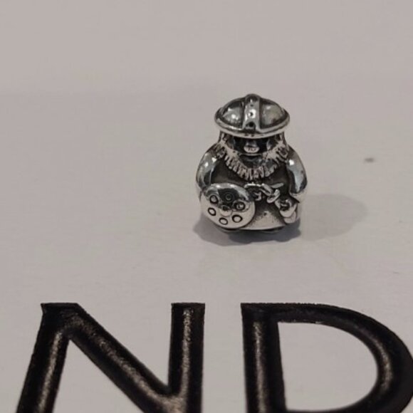 Extremely Rare & Retired Authentic PANDORA Sterling Silver  Viking 790588 - Picture 1 of 8